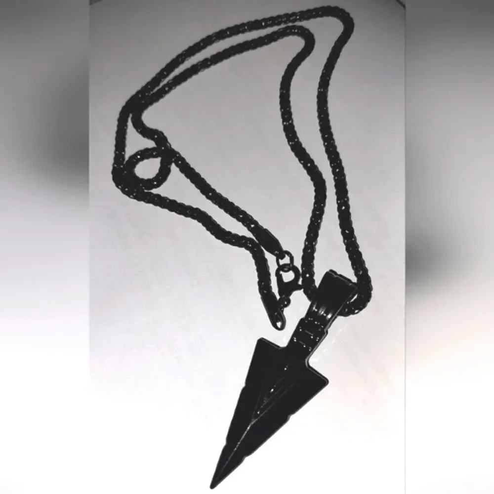 Retro Men's Arrowhead Alloy Pendant Necklace